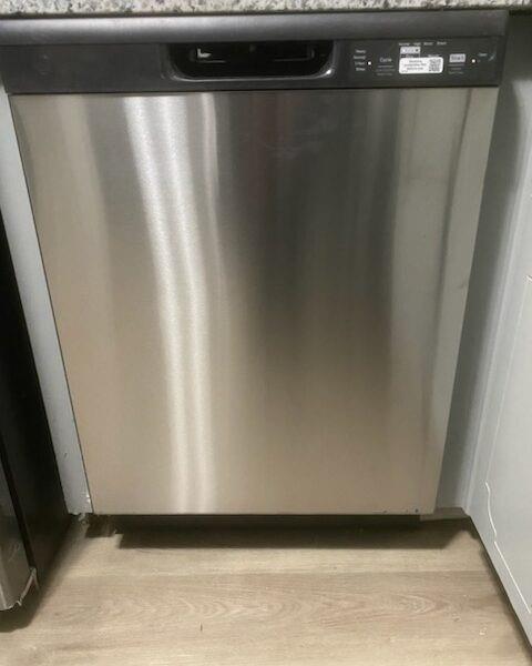 Building Photo - 1136 Summer Brook Rd