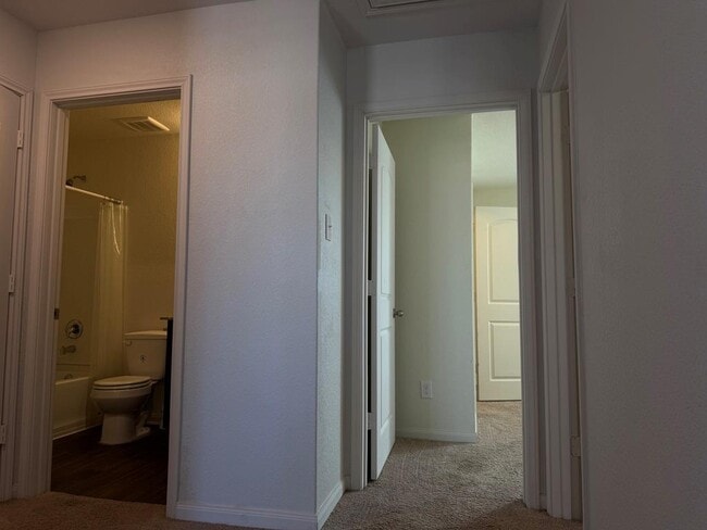 Building Photo - 709 Yearwood Ln