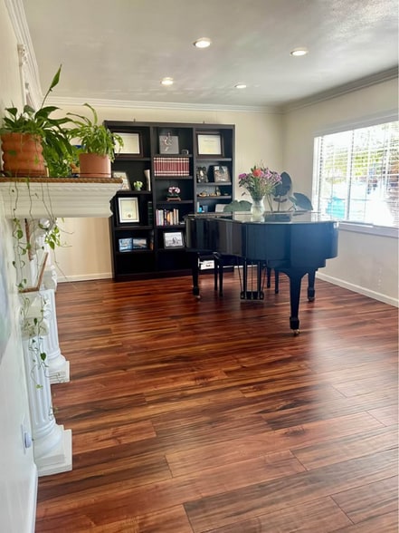 Building Photo - 6371 Klamath Dr