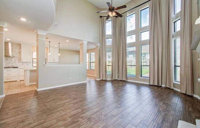 Building Photo - 13719 Kingston River Ln