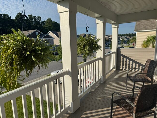 Building Photo - 135 Airy Dr
