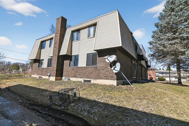 Building Photo - 3722 W Karstens Dr