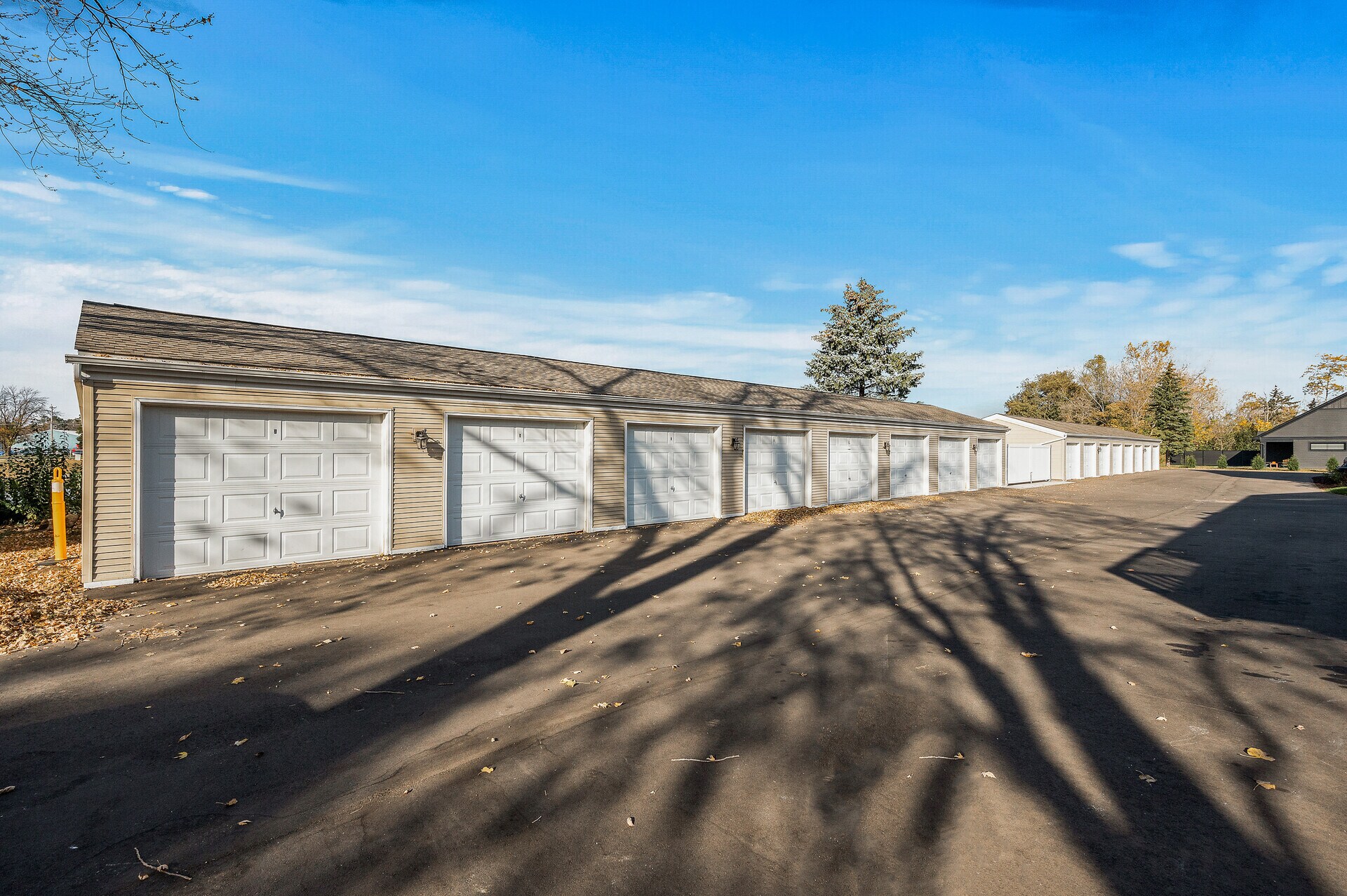 Garage included - 1551 Namekagon St