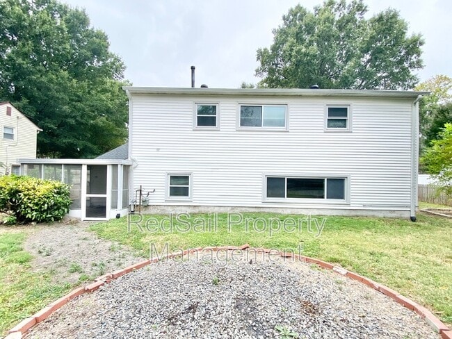 Building Photo - 5964 Lockamy Ln