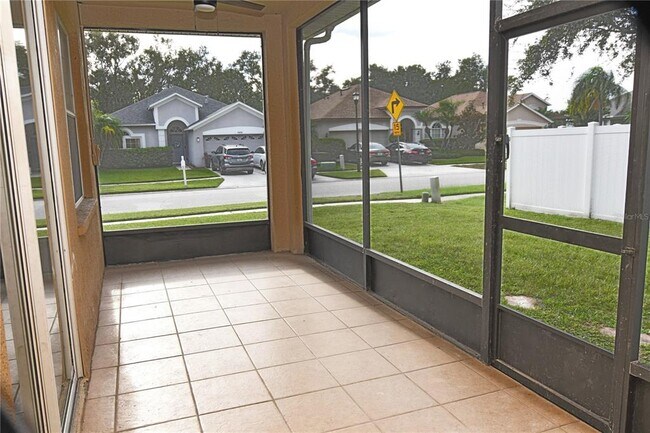 Building Photo - 27037 Palmbrook Ct