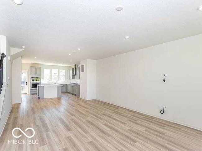 Building Photo - 1740 Blenker Dr