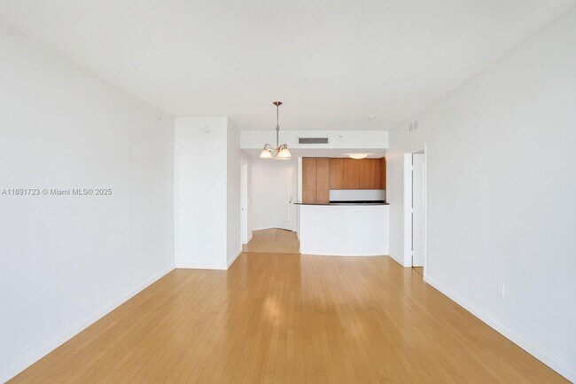 Building Photo - 7900 Harbor Island Dr