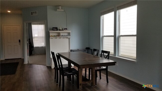 Building Photo - 4044 Sun Meadow Ln.