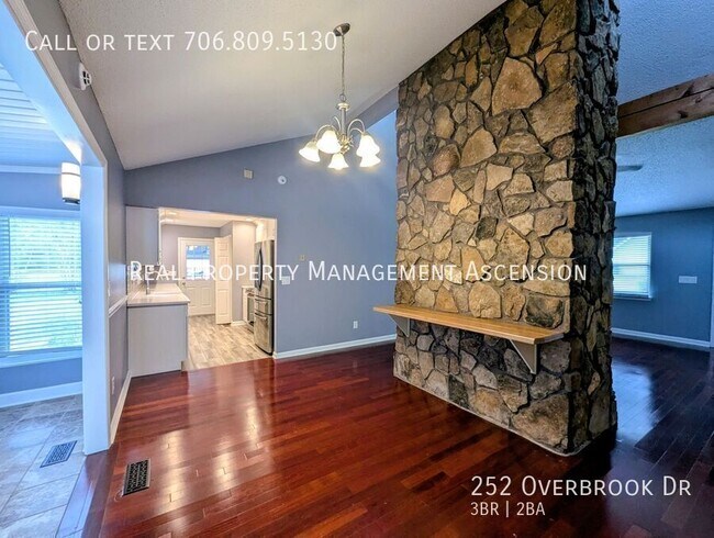 Building Photo - 252 Overbrook Dr