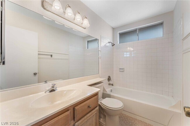 Building Photo - 1521 Padova Dr