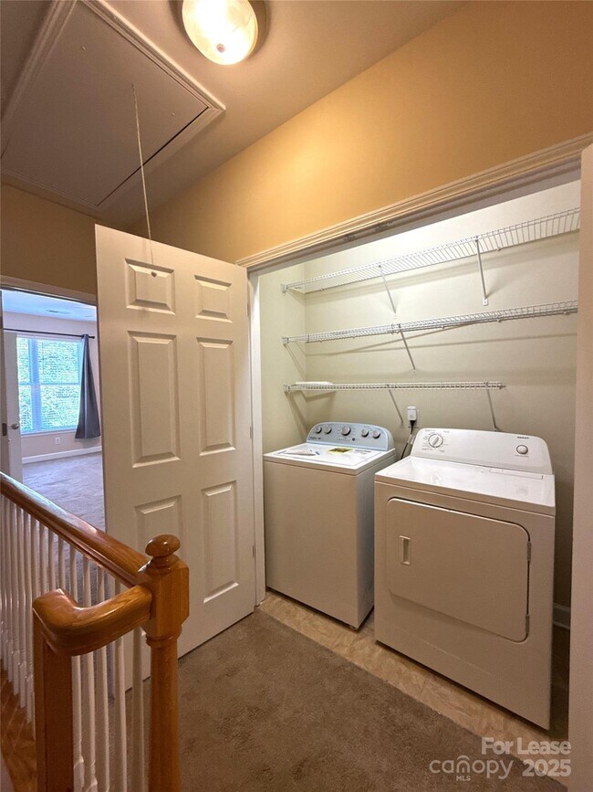 Building Photo - 2504 Cranbrook Ln