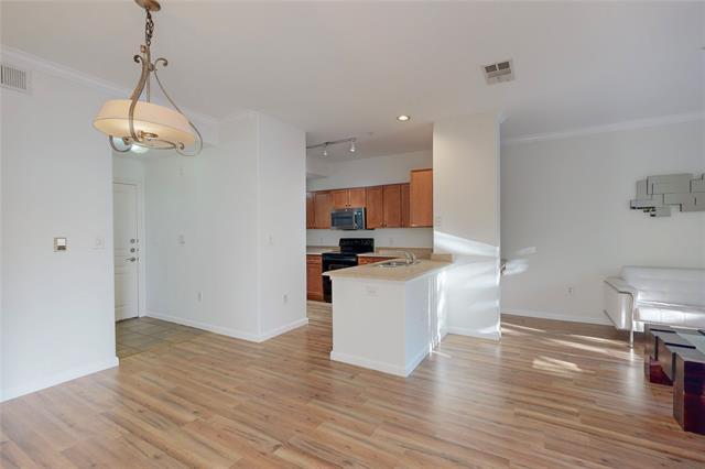 Building Photo - 330 Las Colinas Blvd E