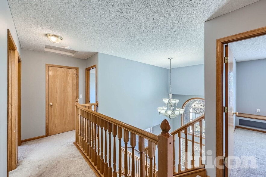 Building Photo - 4527 Mason Ave NE