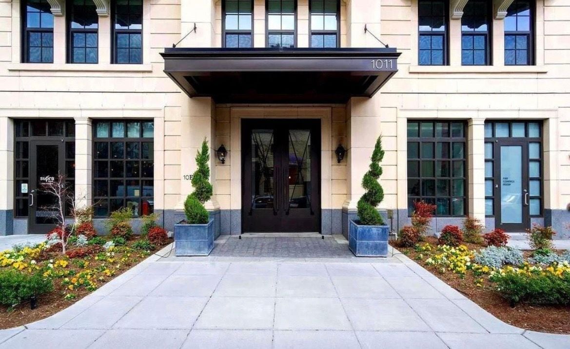 Building Photo - 1011 M St NW