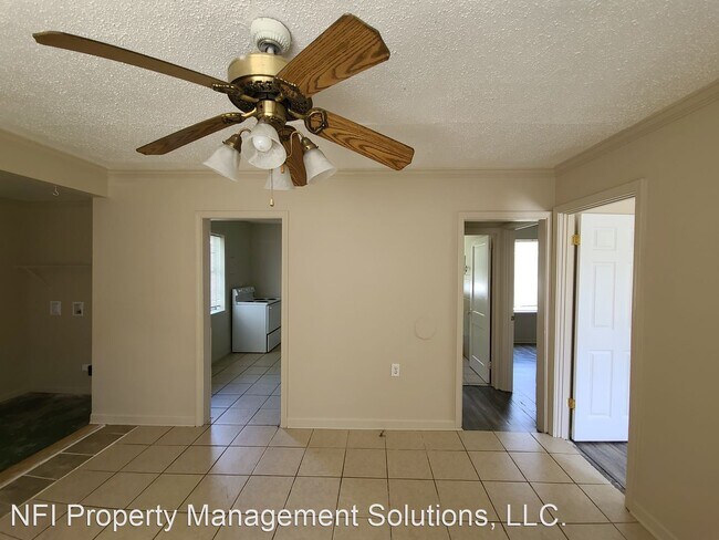 Building Photo - 2 br, 1 bath House - 34 Lincoln Road