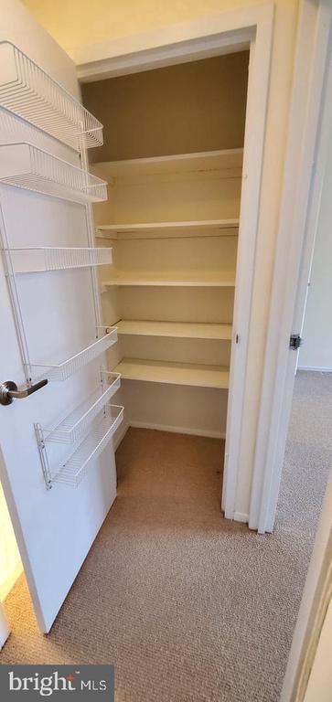 Building Photo - 4141 Henderson Rd