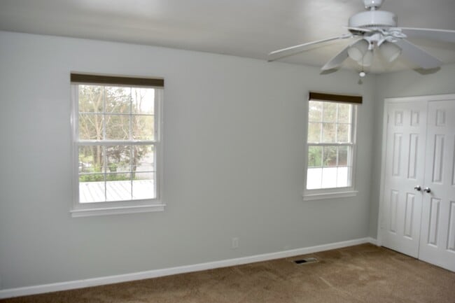 Building Photo - Updated photos coming soon…Great 2 Bedroom 1 1/2 Bath Townhome Now Available in River Plantation!
