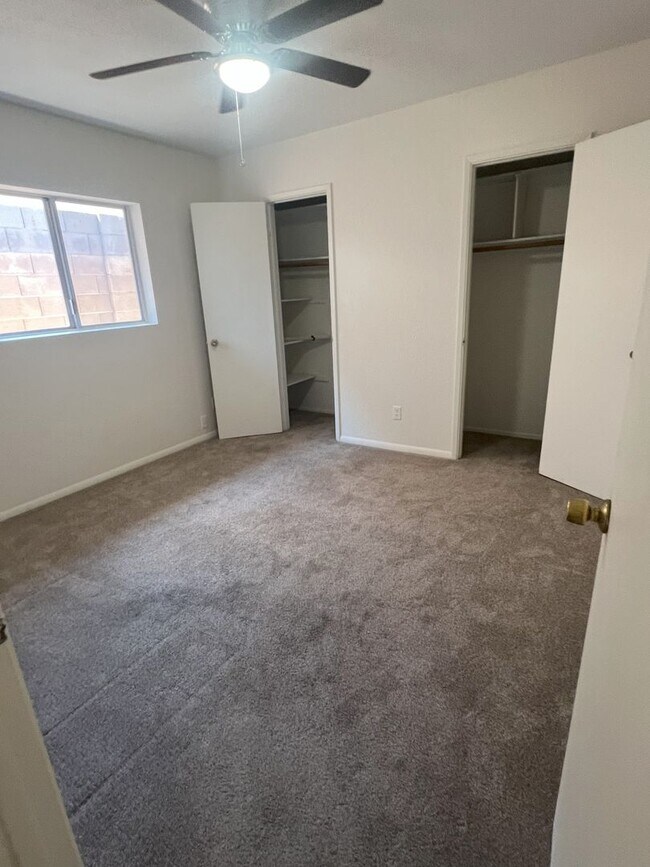 Building Photo - Three Bedroom, Three Bath Home with Open F...