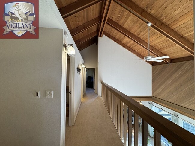 Building Photo - Amazing Furnished 4 bedroom home