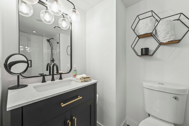 Building Photo - 4505 S Ocean Blvd