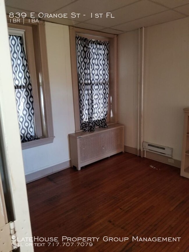 Building Photo - 1 Bedroom unit on first floor