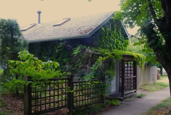 Building Photo - 1833 NE 52nd Ave