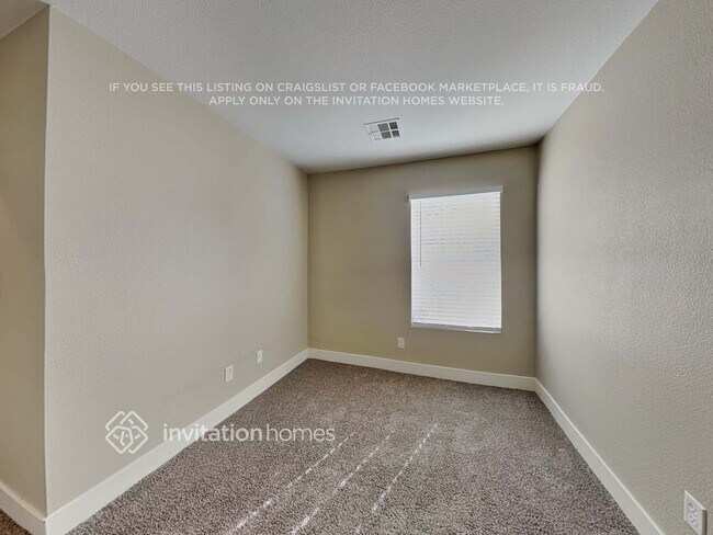 Building Photo - 8648 Shady Pines Dr