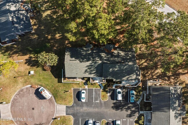 Building Photo - 8329 Derbyshire Pl