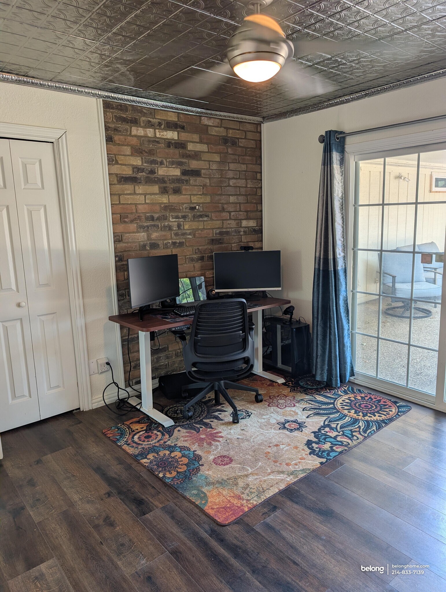 Building Photo - 1406 N Trail Dr