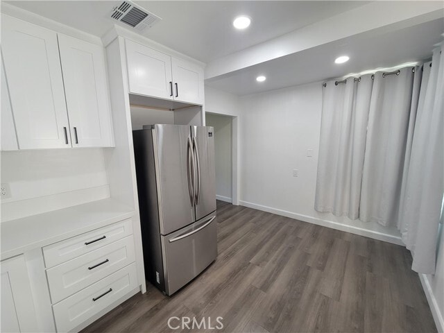 Building Photo - 311 W Green St