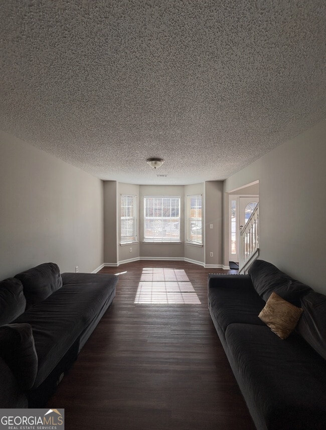 Building Photo - 336 Riverview Ct