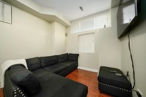 Building Photo - 7947 W 92nd St