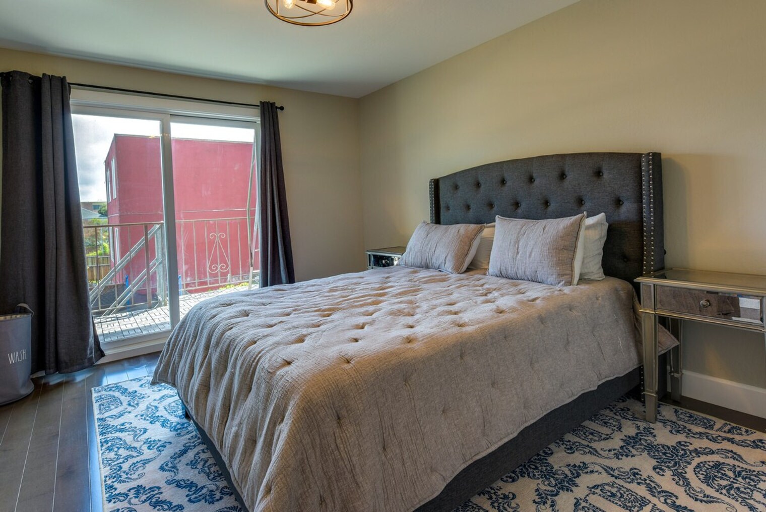 Building Photo - 4631-4633-4633 Irving St