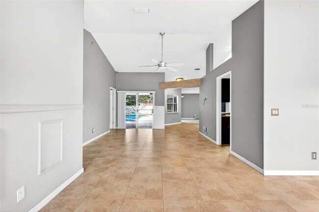 Building Photo - 7839 SW 63rd Ave Rd