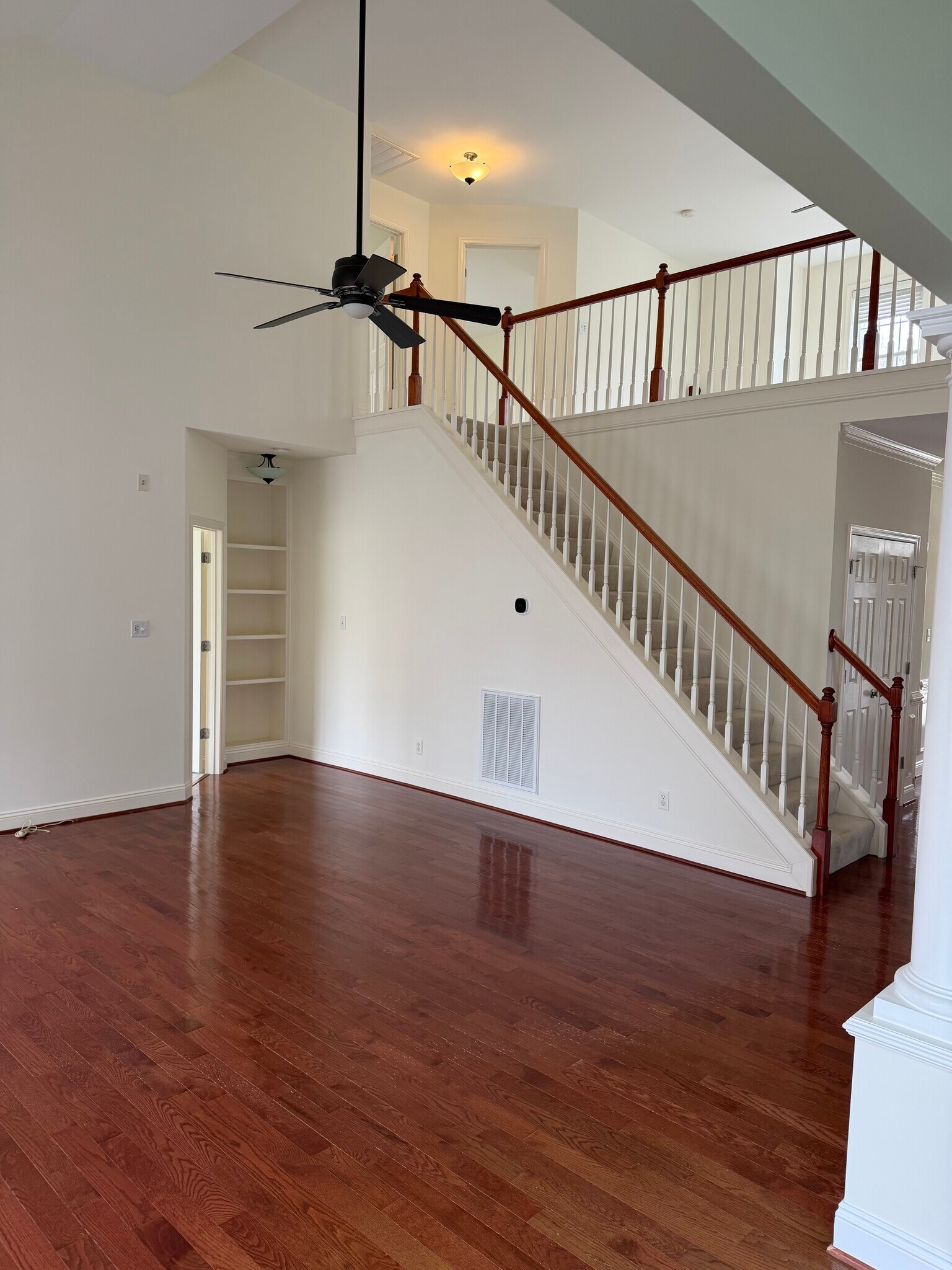 Family Room - 2912 Tidal Dr