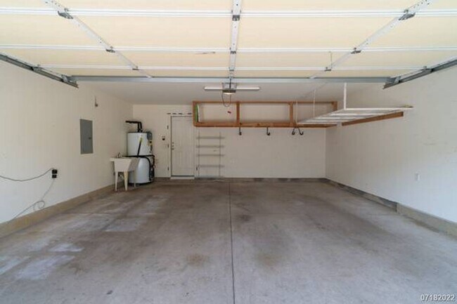 Building Photo - $4195/ 3br - 2002ft2 - Ewa Gentry Prescott...