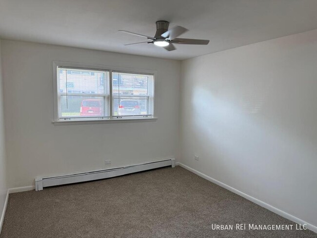 Building Photo - 17385 70th Ave