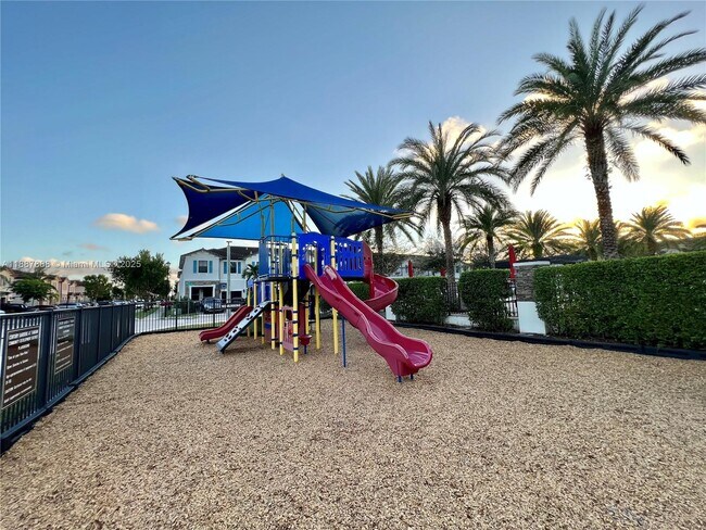Building Photo - 15080 SW 119th Ln