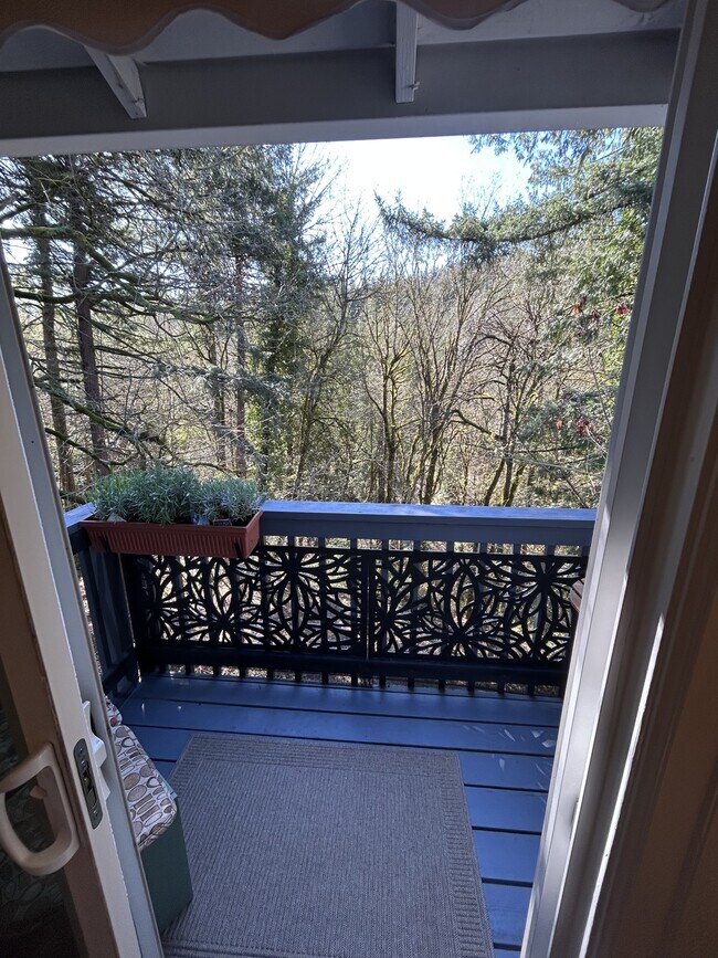 Building Photo - 12750 SE 110th Ct