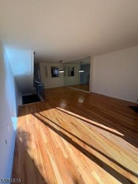 Building Photo - 181 Long Hill Rd