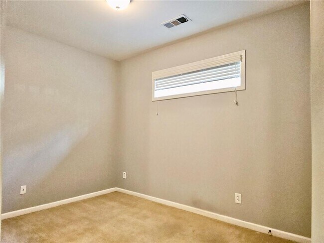 Building Photo - 2314 Limehurst Dr