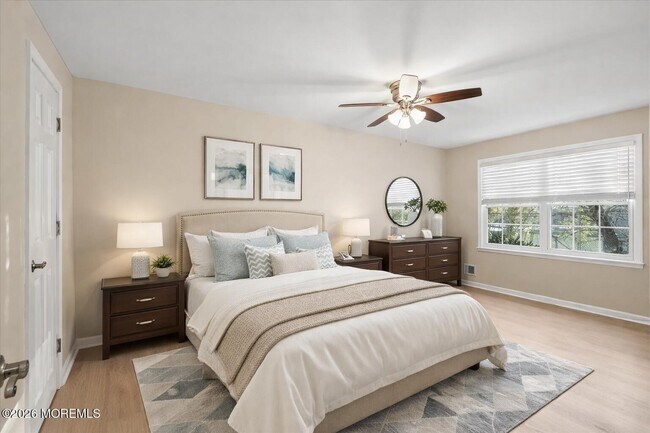 Building Photo - 203 Wellington Pl