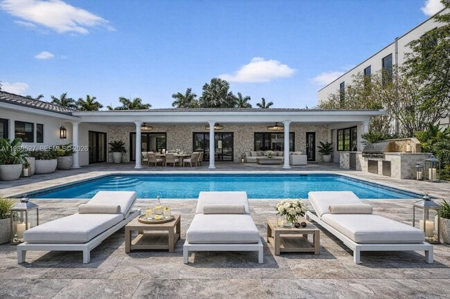 Building Photo - 607 Layne Blvd