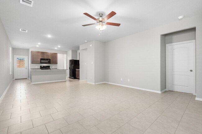 Building Photo - 25719 Northpark Palm Dr