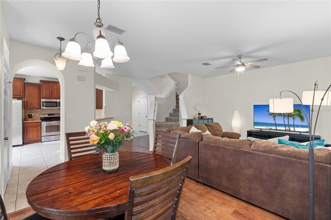 Building Photo - 6714 Breezy Palm Dr