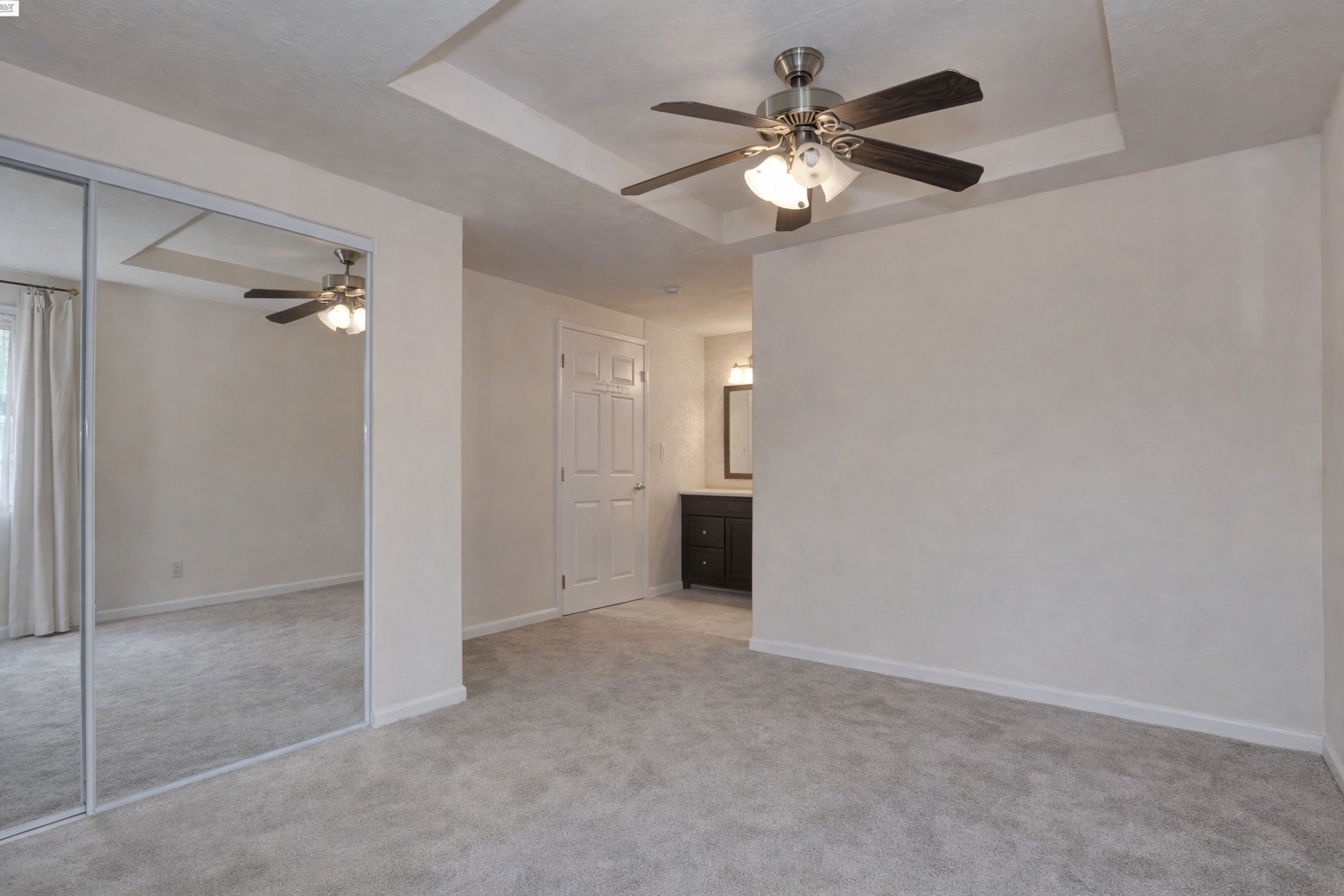 Building Photo - 371 Riverside Ave