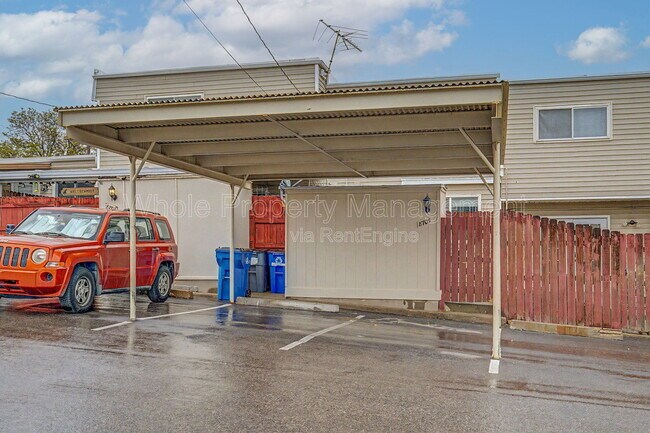Building Photo - 8705 Santa Fe Dr