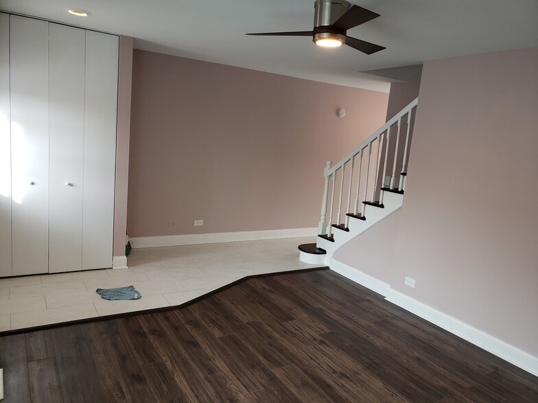 Building Photo - 2142 Rugen Rd