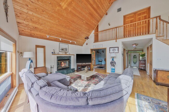 Building Photo - 5 Ocean View Ave