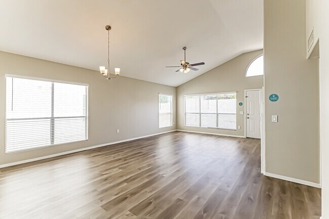 Building Photo - 3410 W Frankfurt Dr